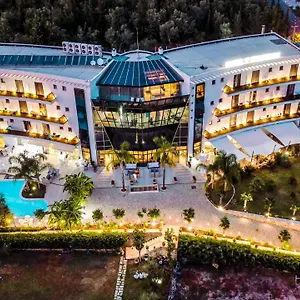 Splendor 4*, Dhermi Albania